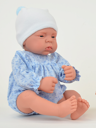 Кукла ASI Лукас 42 см в голубом комбенизоне